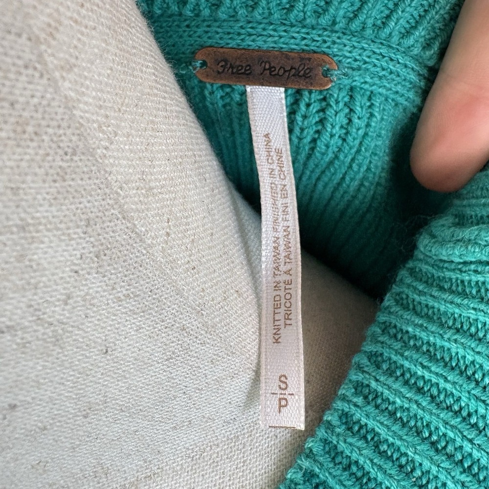 RARE Free People S Easy Street Tunic Sweater in Mar Chiquita Teal Oversized - Picture 2 of 7